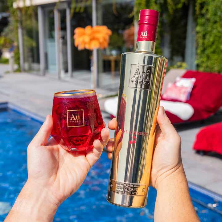 Au Vodka Red Cherry & Diamond Cut Glass