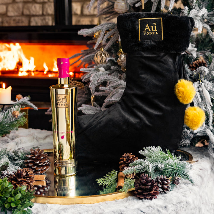 Au Vodka 70cl & Christmas Stocking