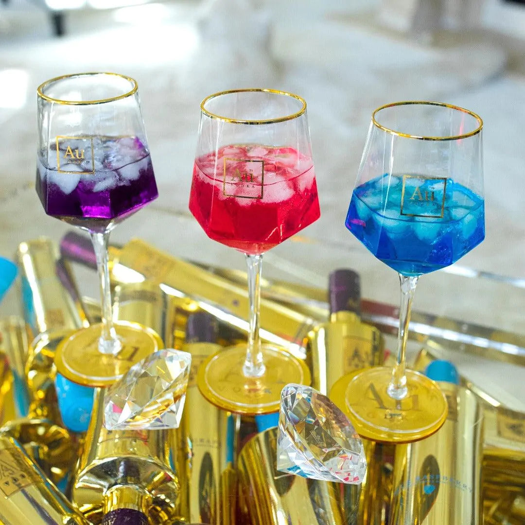 Au Long Stem Diamond Cut Glass